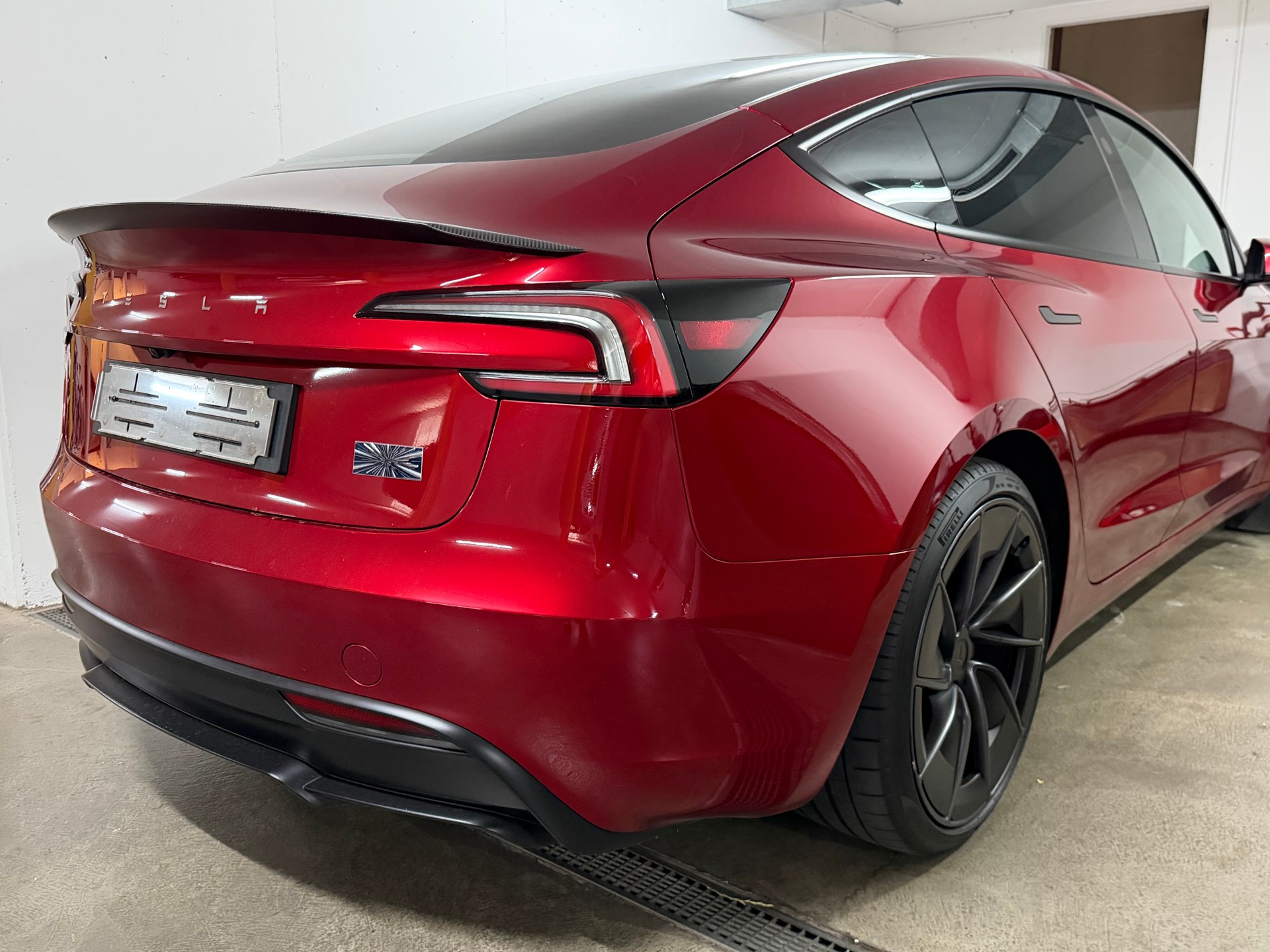 TESLA 627 PS Performance ultra red-image-1