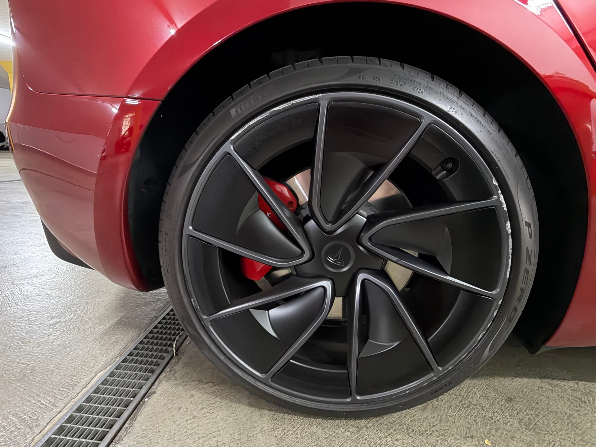 TESLA 627 PS Performance ultra red-image-3
