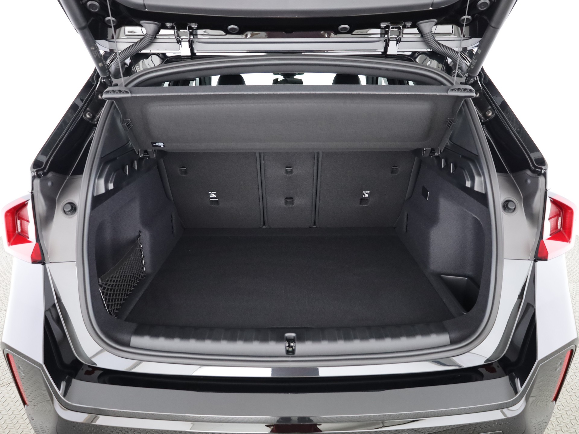 BMW iX1 eDrive 20 Ed. M Sport-image-7