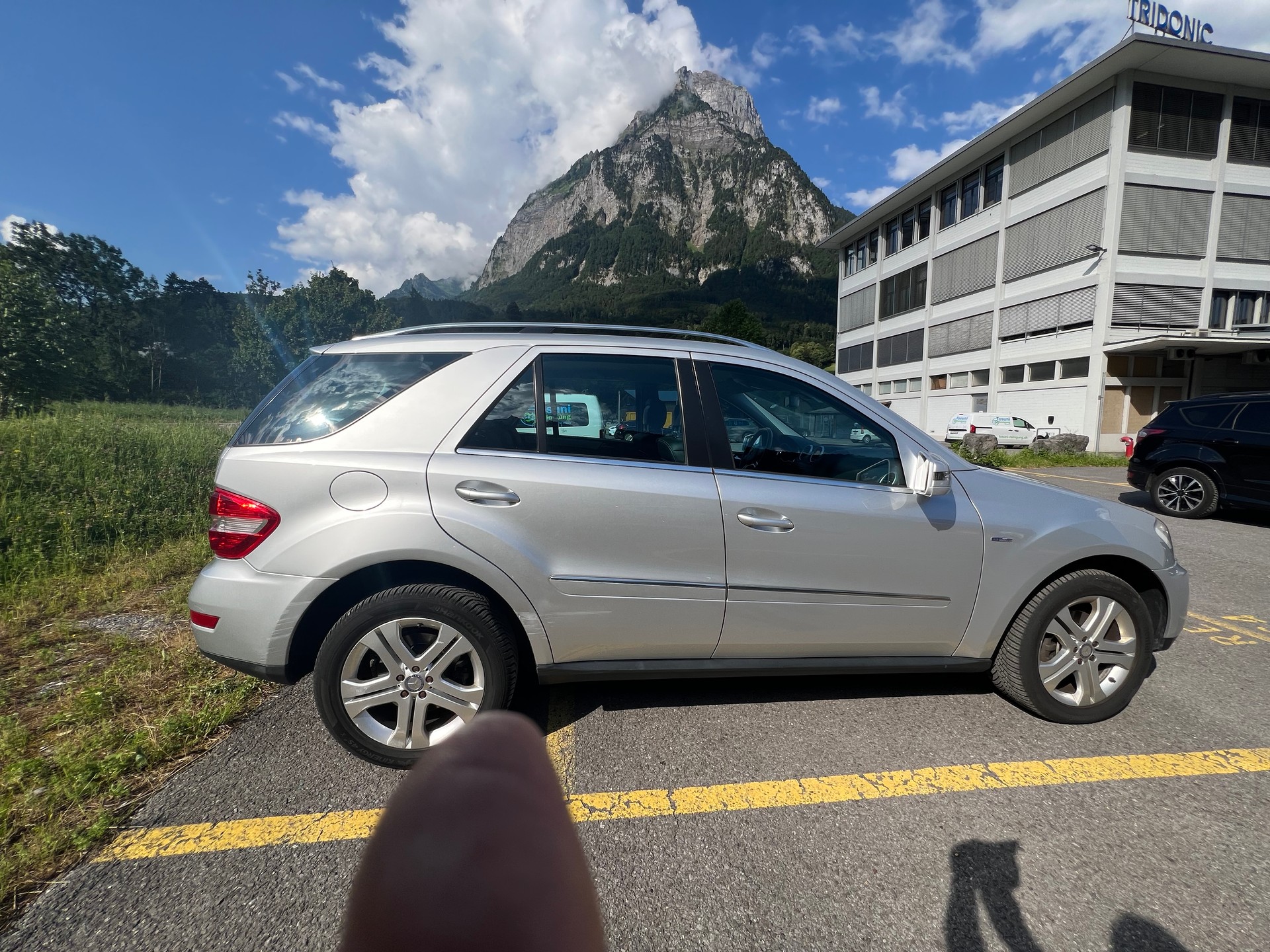 MERCEDES-BENZ ML 300 CDI Blue Efficiency 4Matic 7G-Tronic-image-3
