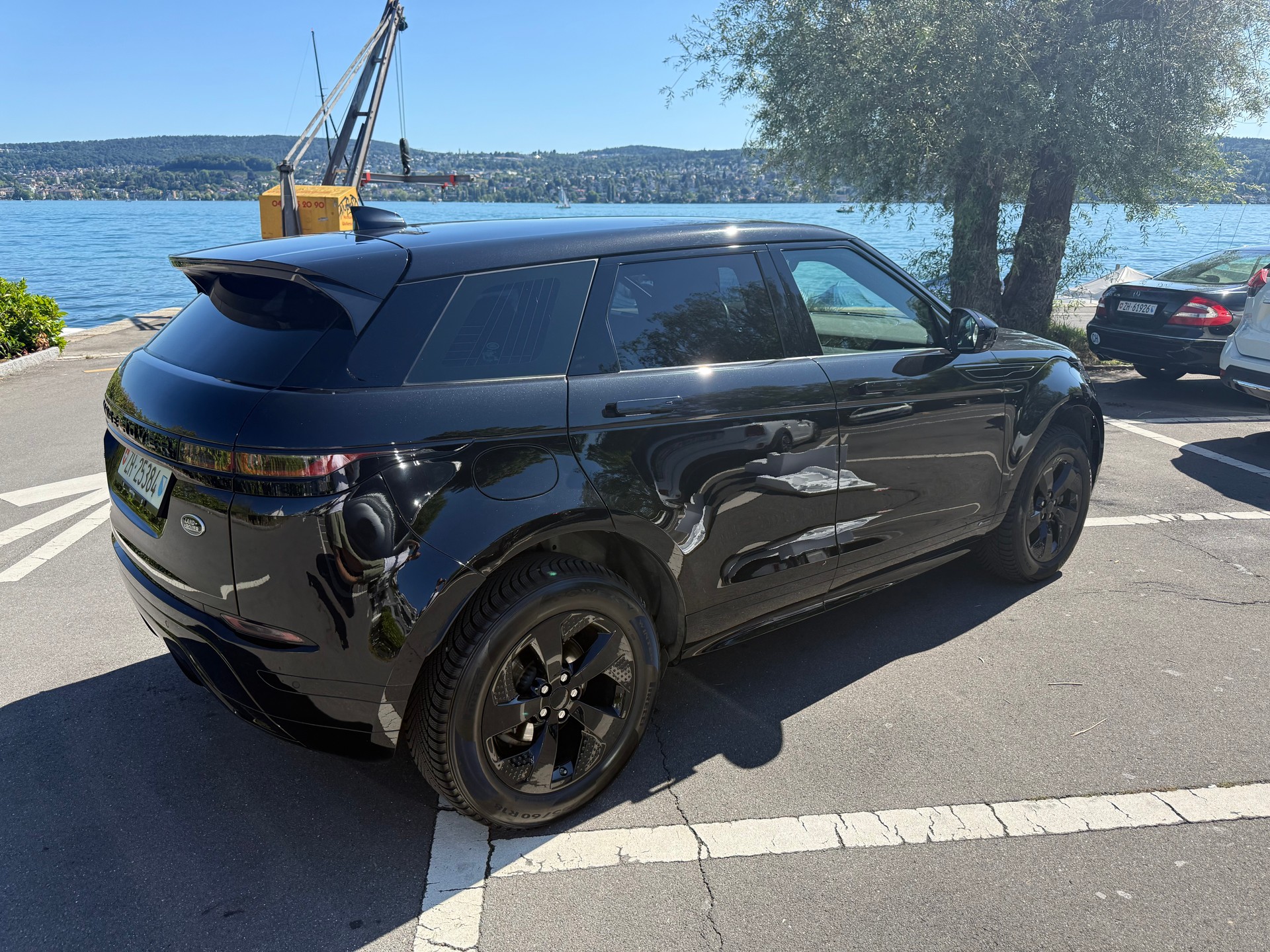 LAND ROVER 2.0 T R-Dynamic S-image-2