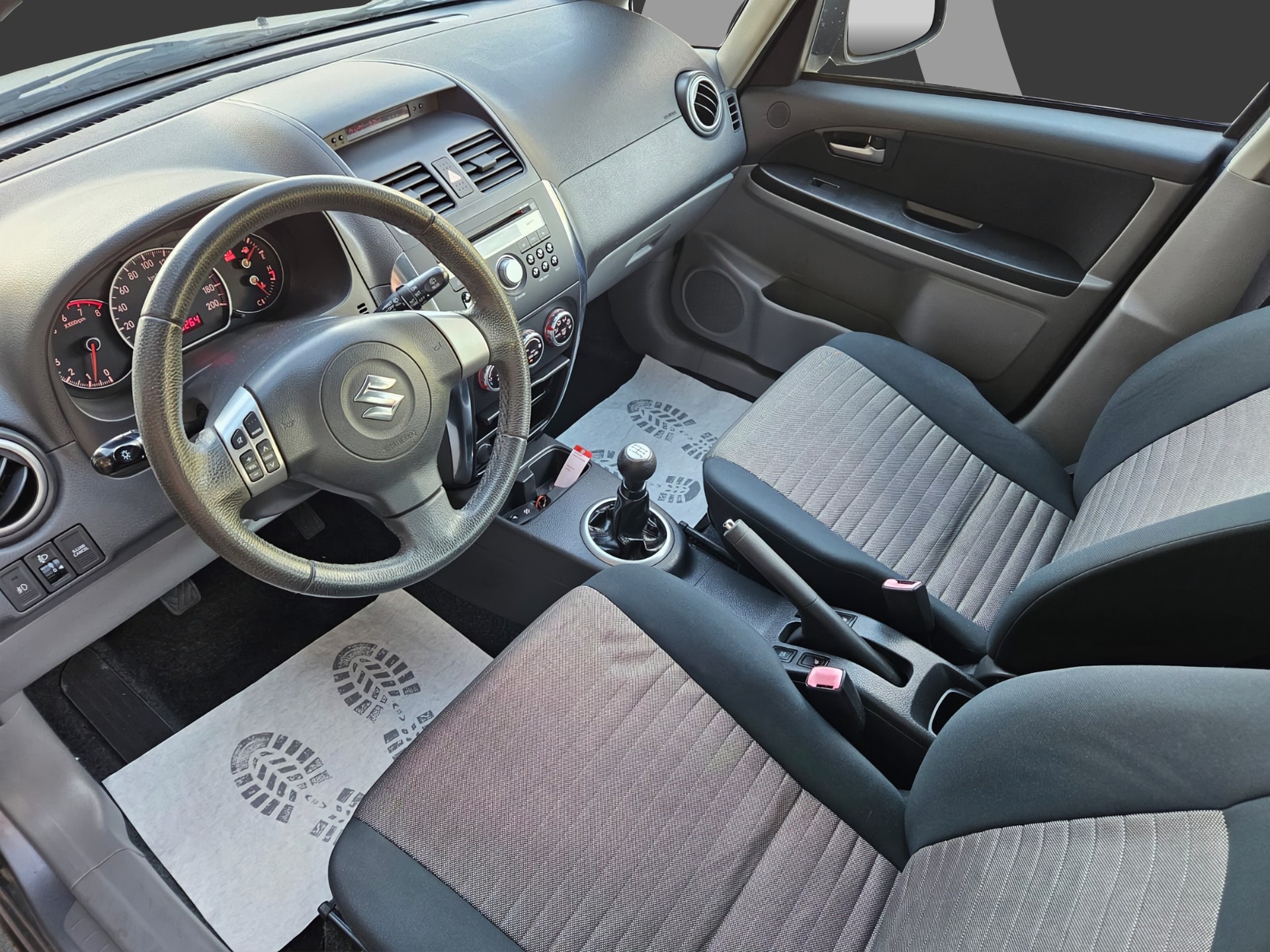 SUZUKI SX4 1.6 16V GL Top 4WD-image-9