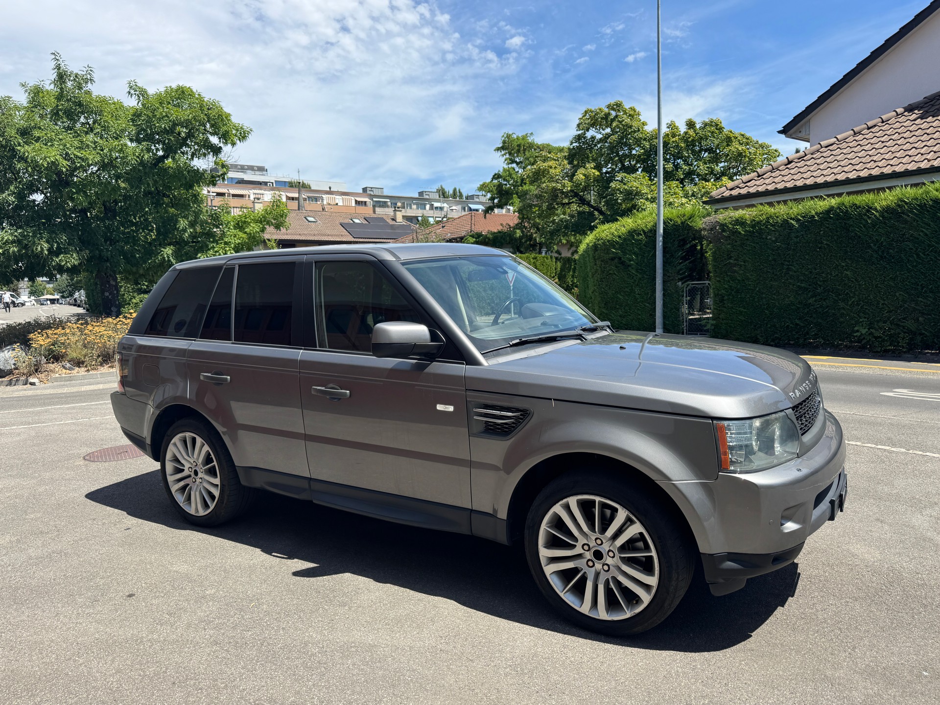 LAND ROVER Range Rover Sport 3.0 TDV6 HSE Automatic-image-2