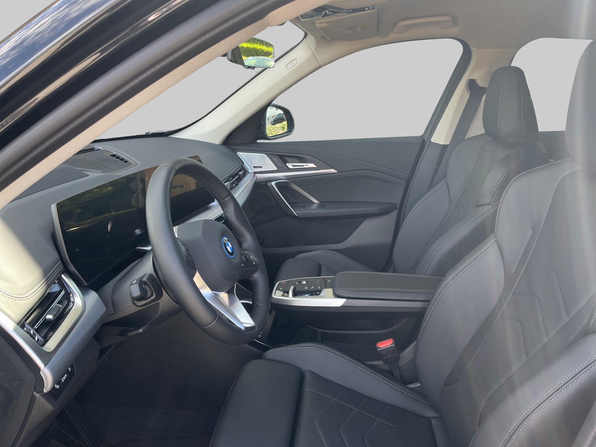 BMW X1 xDrive 25e xLine-image-2