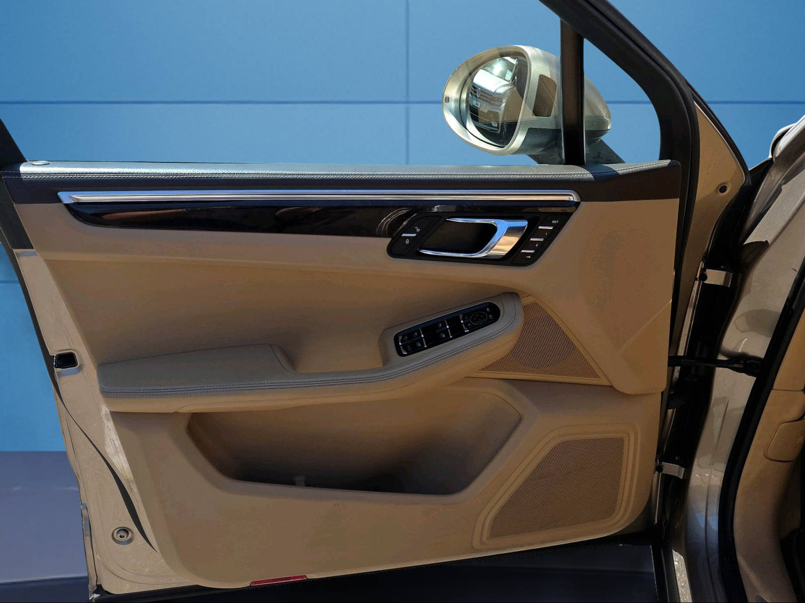 PORSCHE Macan S PDK-image-9