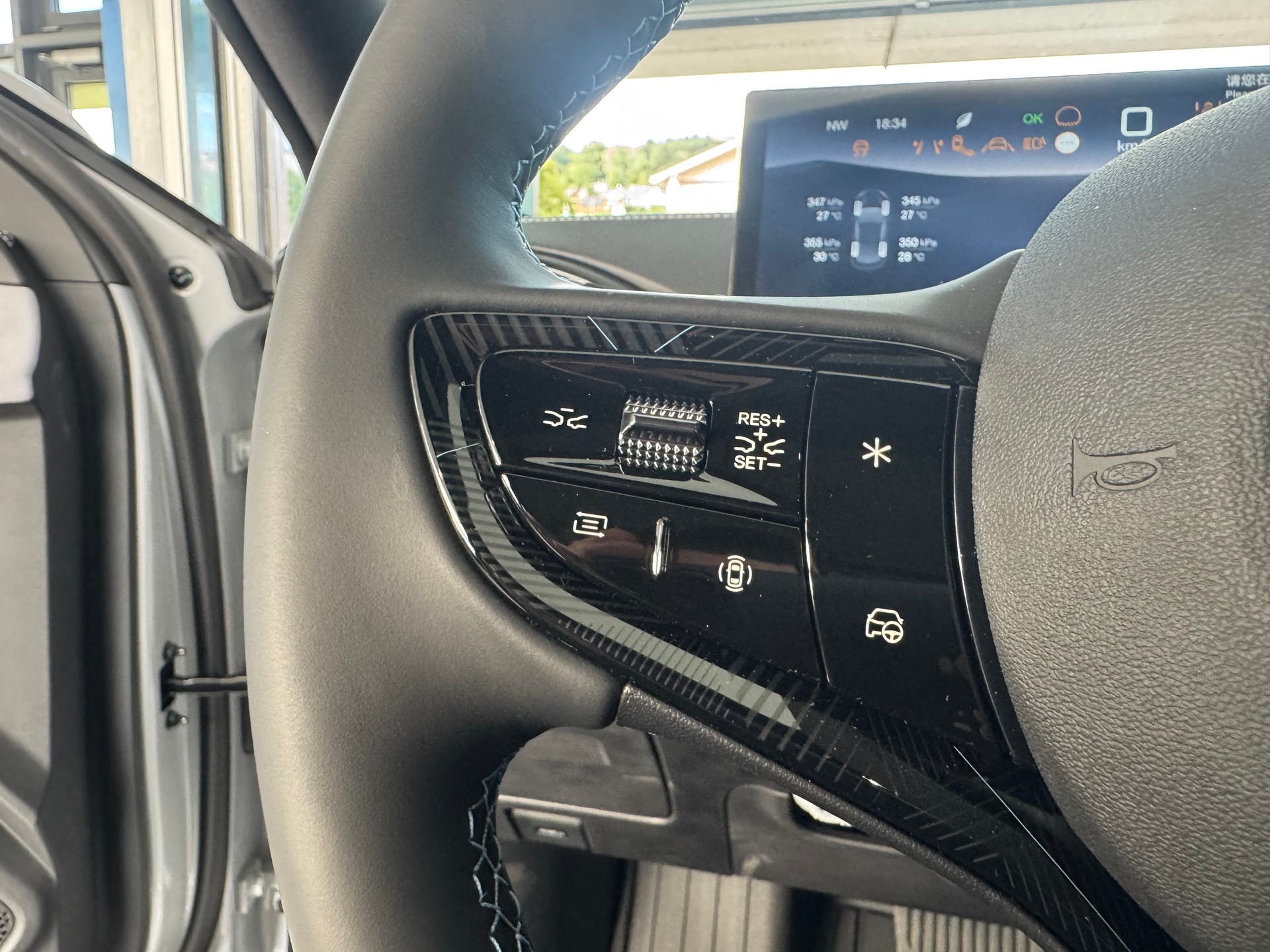 BYD Seal 82,2 kWh Excellence AWD-image-14