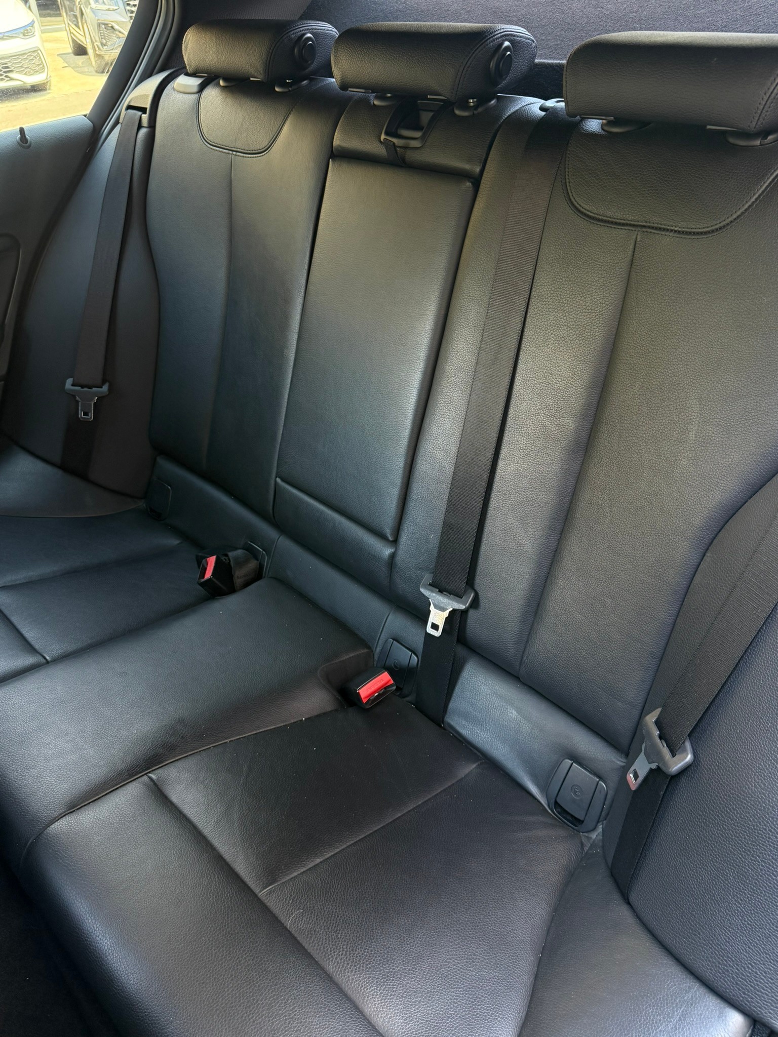BMW M135i xDrive Steptronic-image-9
