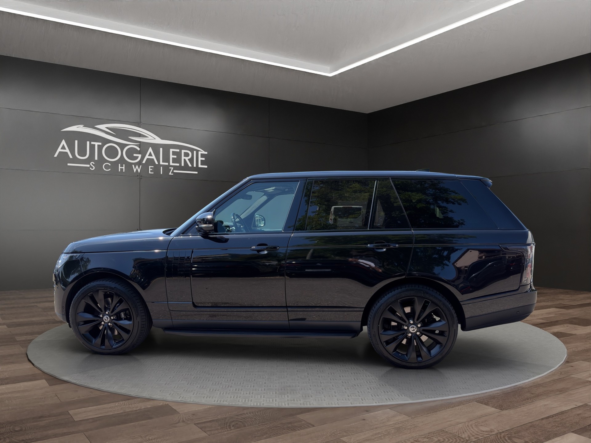 LAND ROVER Range Rover 5.0 V8 S/C SV AB Dynamic | CH | ALL BLACK | Fond Entertain 10" Multimedia | Standheiz. | Pano | HeadUp | Kühlbox |-showroom-element-1