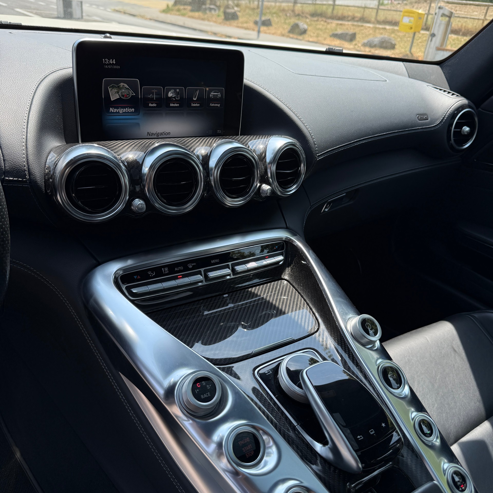 MERCEDES-BENZ AMG GT S Speedshift DCT-image-10