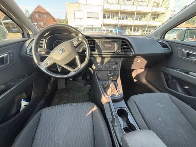 SEAT Leon ST 2.0 TDI Style 4Drive-image-6