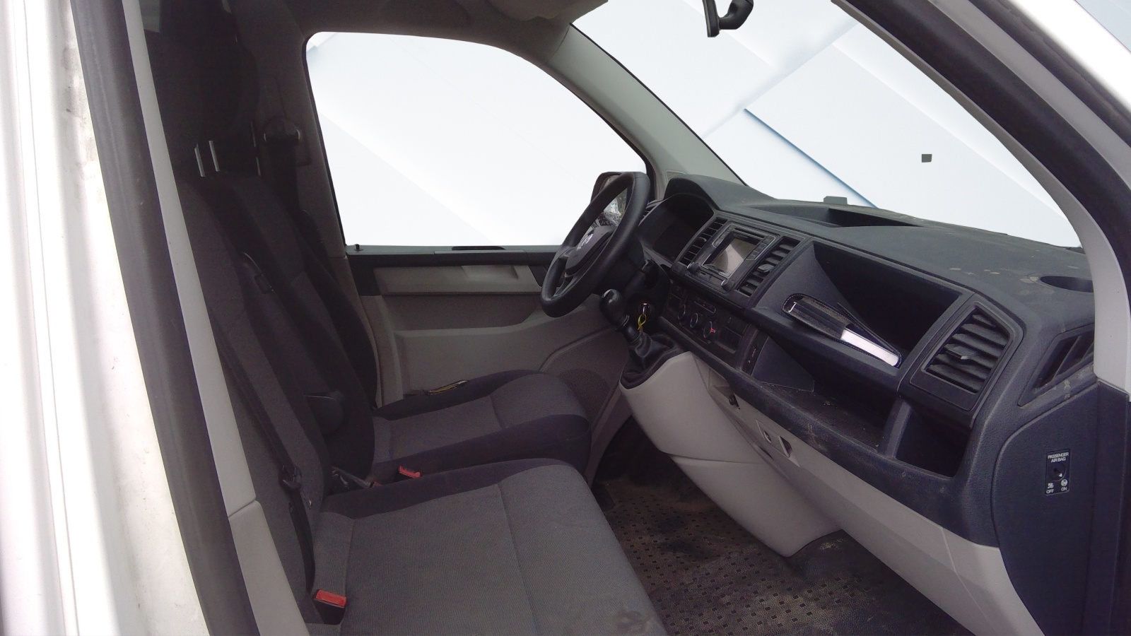 VW T6.1 2.0 TDI 4Motion-image-4