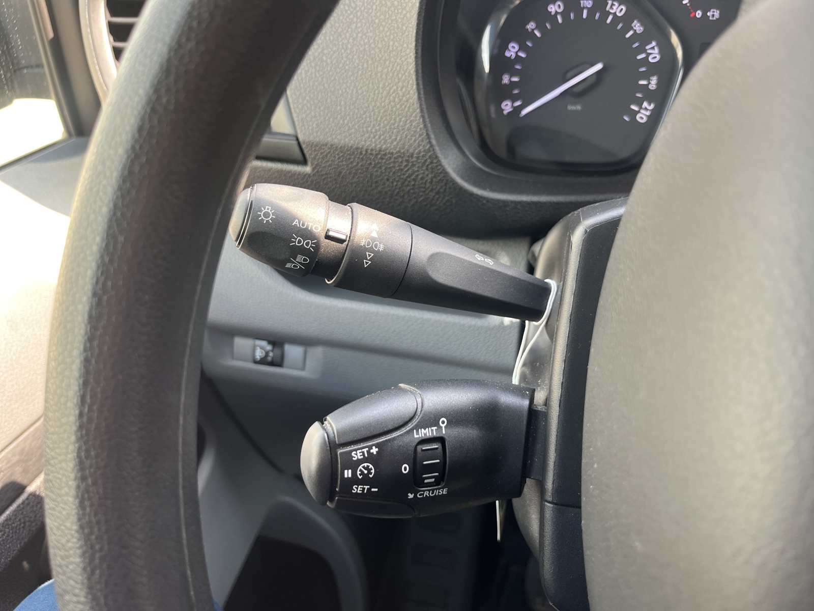 CITROEN Jumpy 1.5 BlueHDi 120 M Club BVM6-image-15