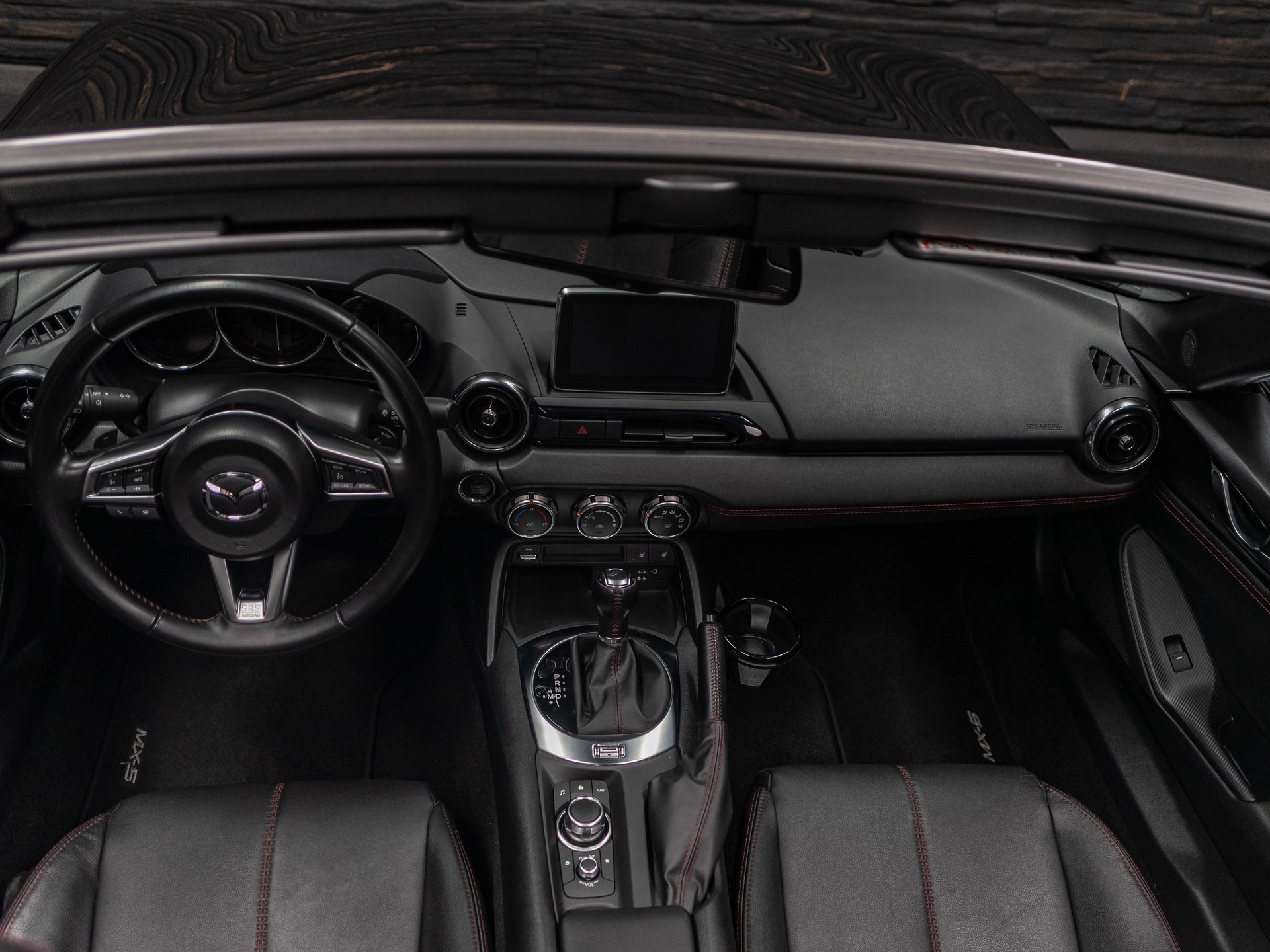 MAZDA MX-5 RF SKYACTIV-G 160 Revolution Automat-image-17