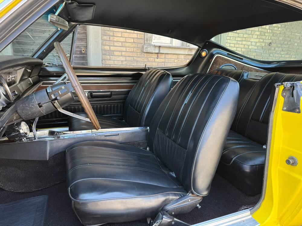 PLYMOUTH Barracuda-image-4