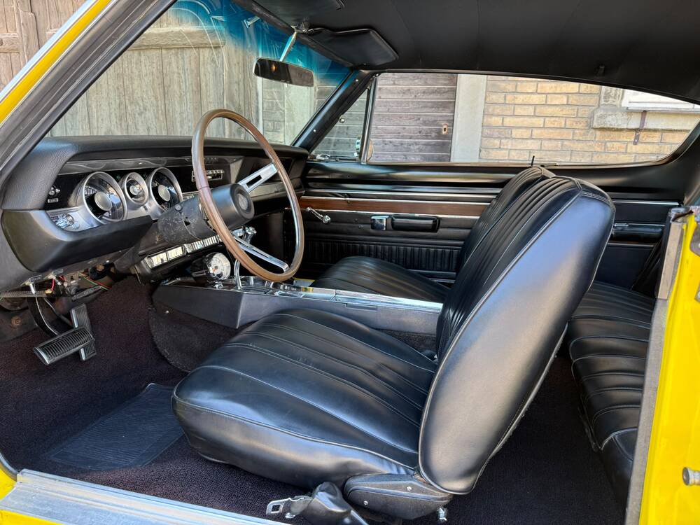 PLYMOUTH Barracuda-image-3