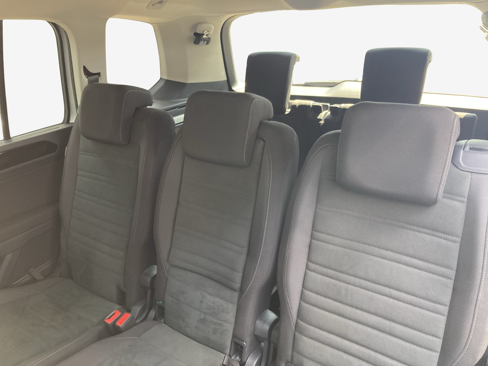 VW Touran 1.5 TSI EVO Highline DSG-image-11