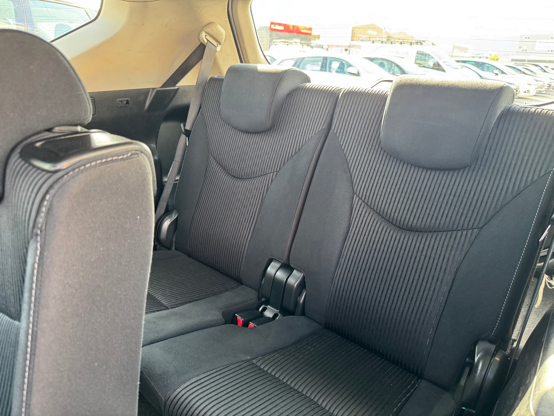 TOYOTA Prius+ 1.8 VVT-i HSD Comfort-image-10