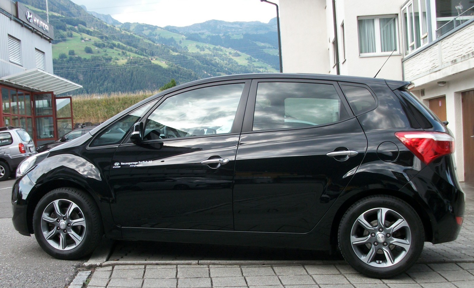HYUNDAI iX20 1.6 Vertex Automatic-image-4