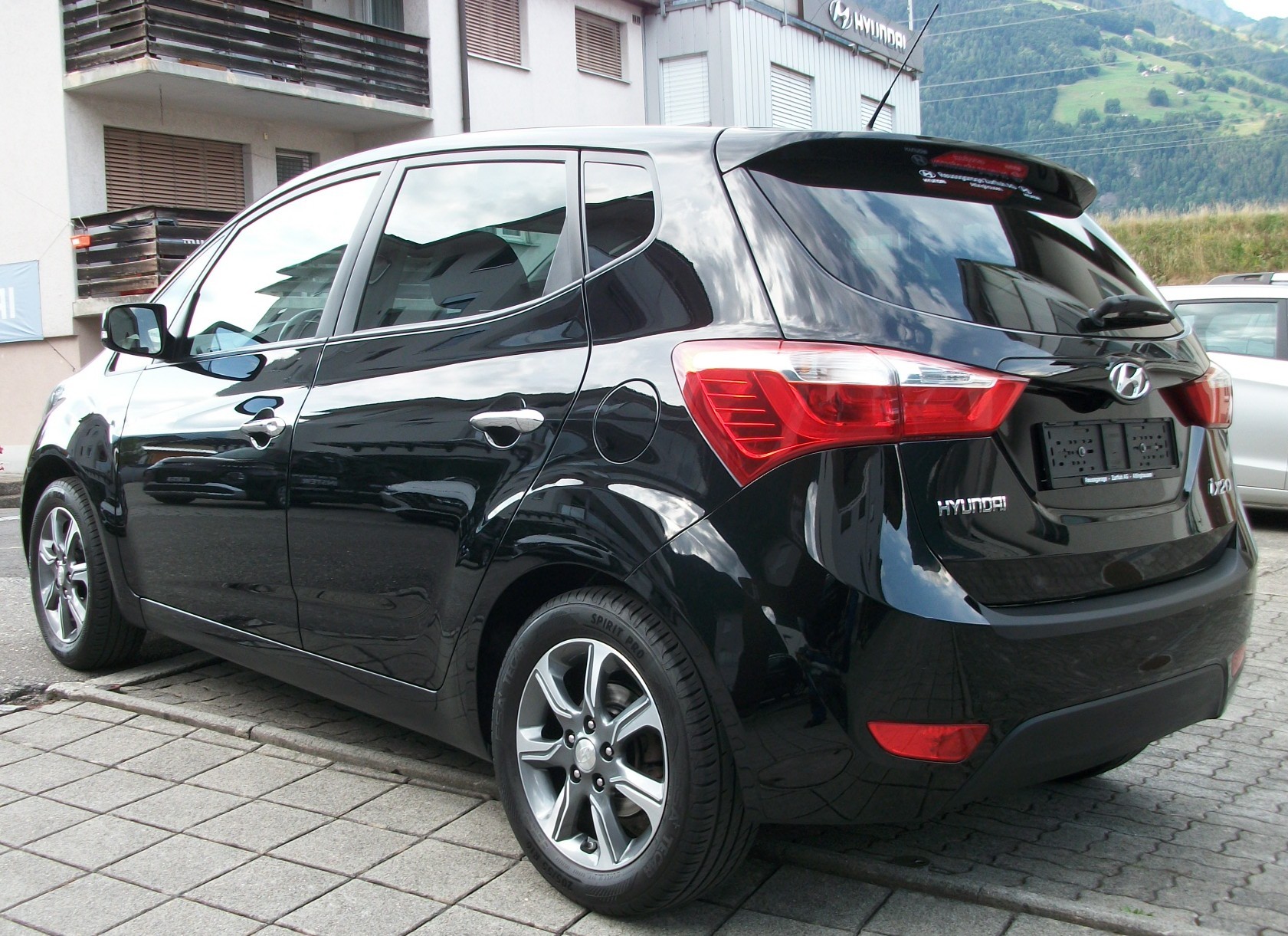 HYUNDAI iX20 1.6 Vertex Automatic-image-3