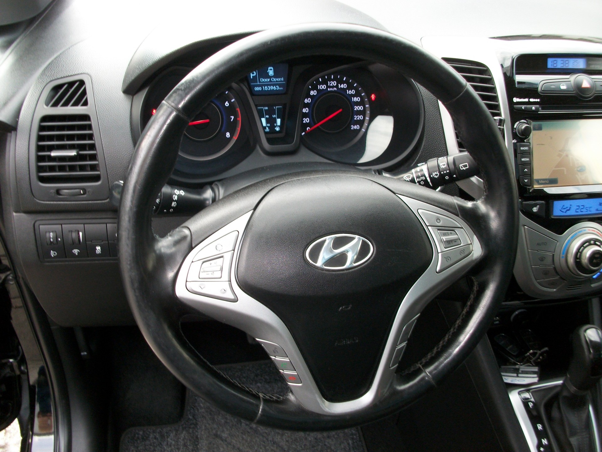 HYUNDAI iX20 1.6 Vertex Automatic-image-8