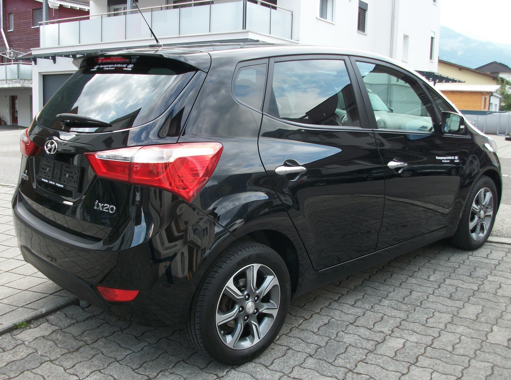 HYUNDAI iX20 1.6 Vertex Automatic-image-2