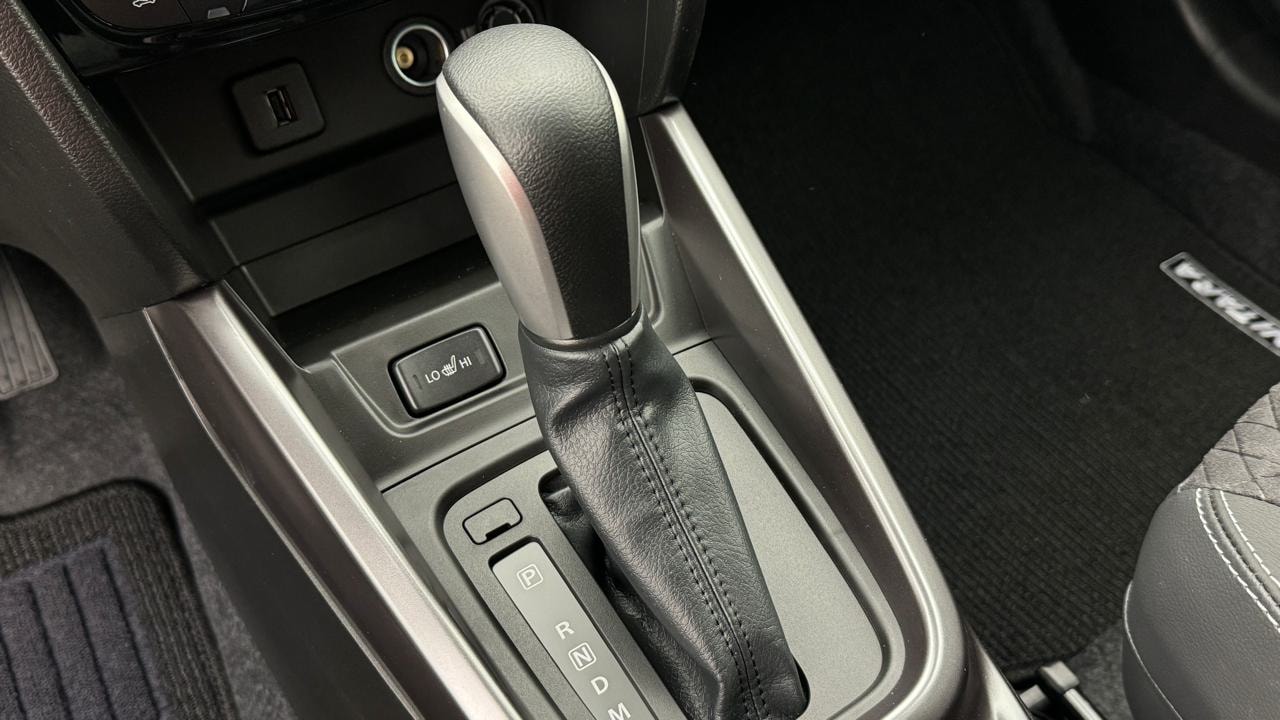 SUZUKI Vitara 1.4 Boosterjet Compact Top 4x4 Hybrid Automatic-image-10