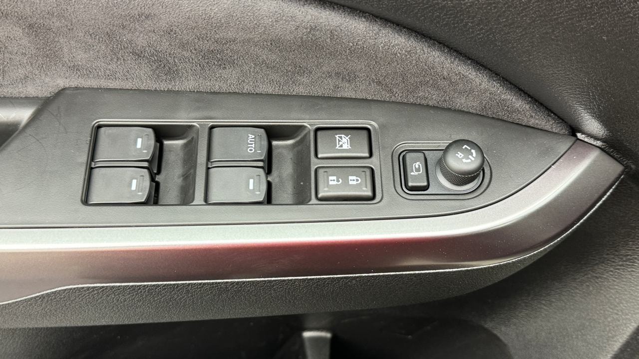 SUZUKI Vitara 1.4 Boosterjet Compact Top 4x4 Hybrid Automatic-image-8