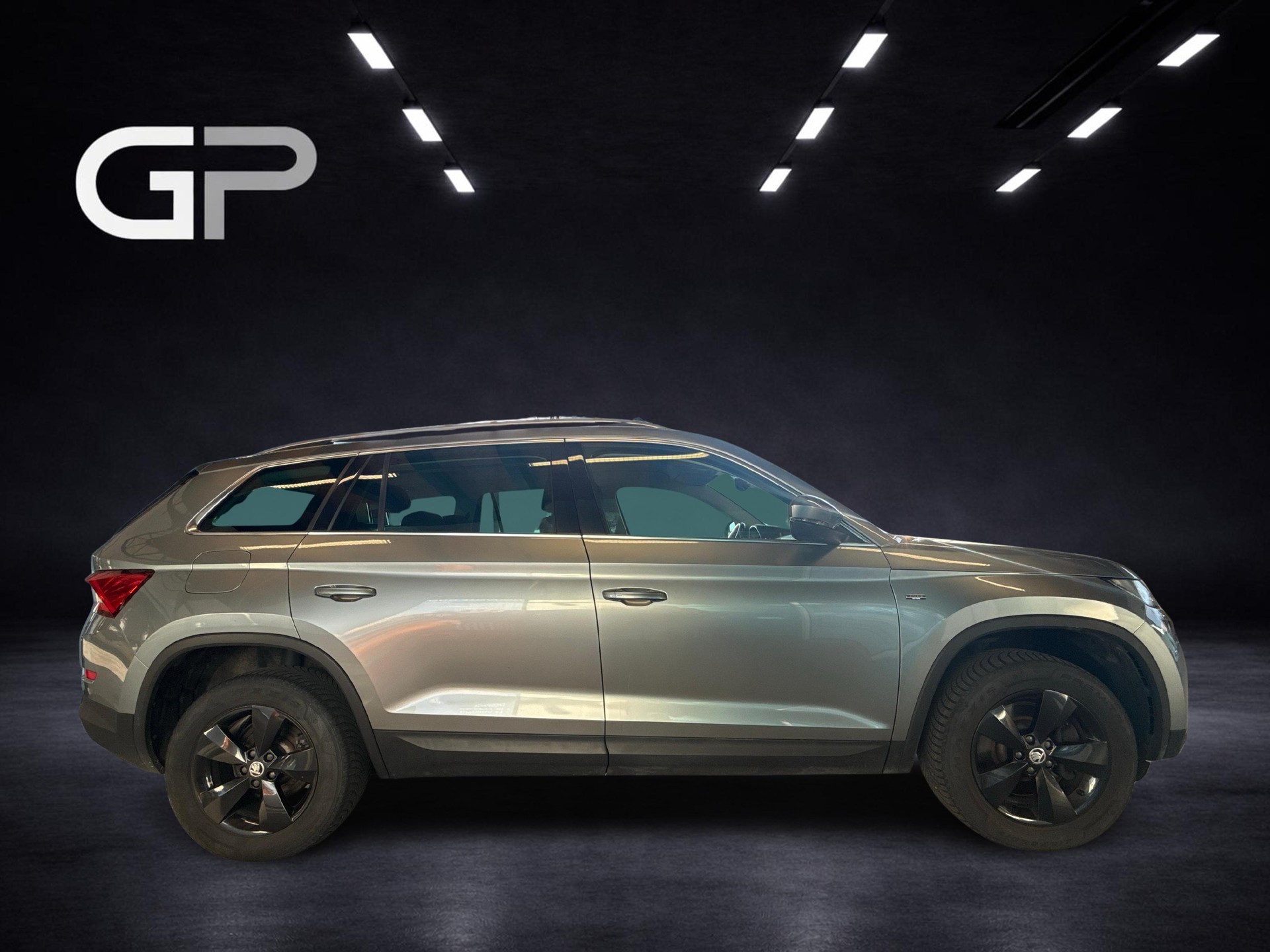 SKODA Kodiaq 2.0 TSI Drive DSG-image-5
