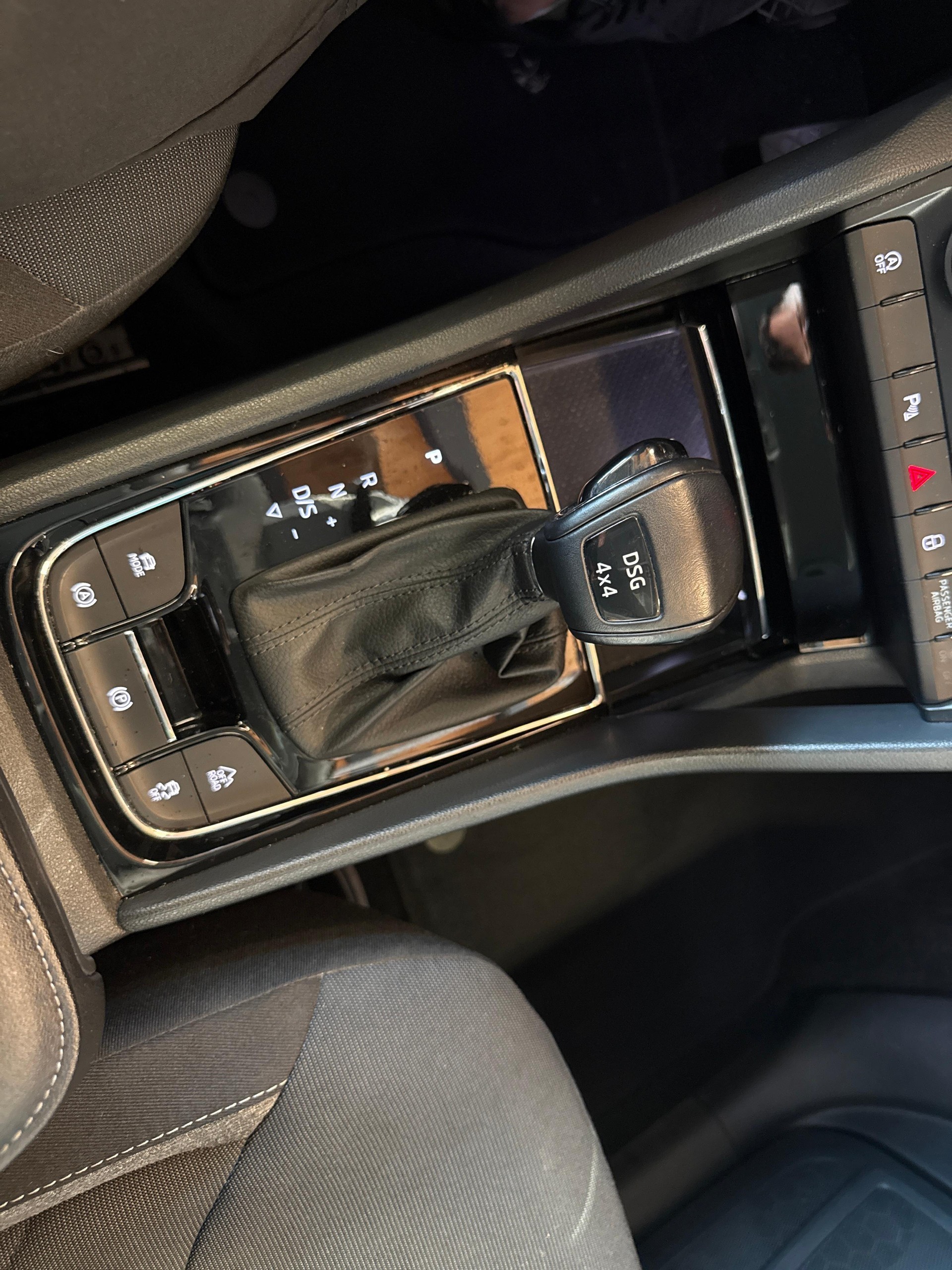 SKODA Kodiaq 2.0 TSI Drive DSG-image-17