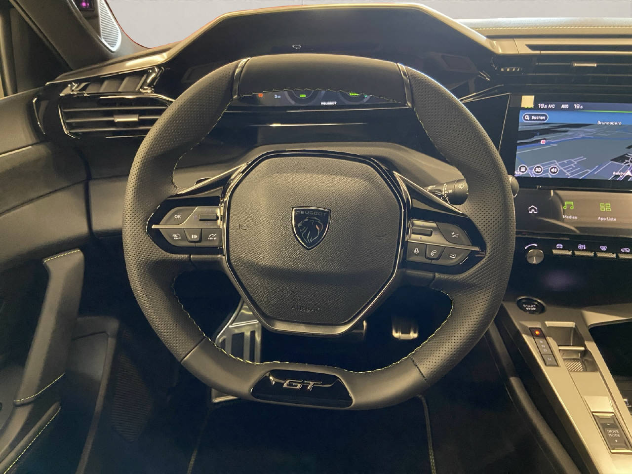 PEUGEOT 308 1.2 Hybrid GT-image-6