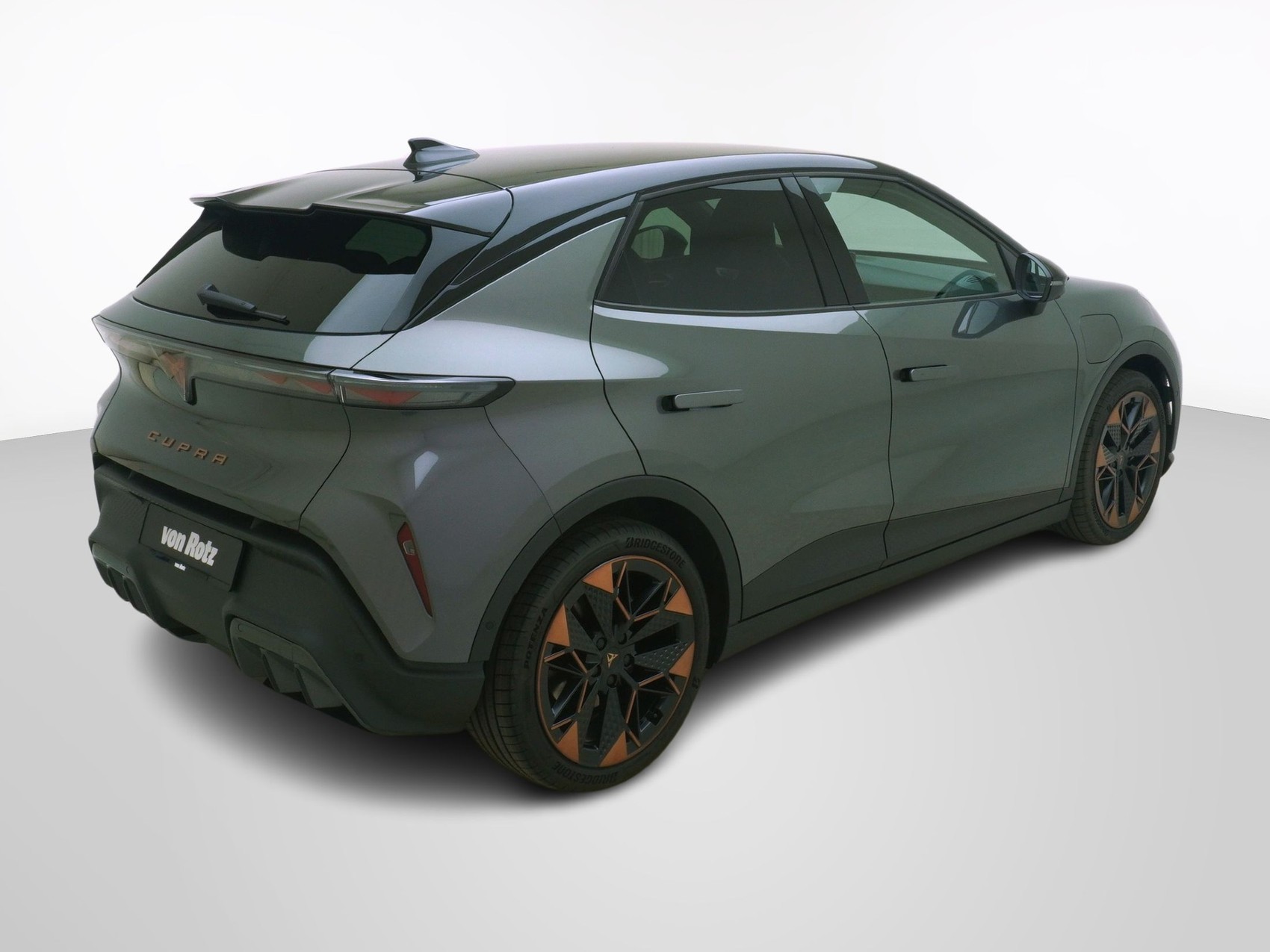CUPRA Raval 52 kWh Dynamic Plus-image-4