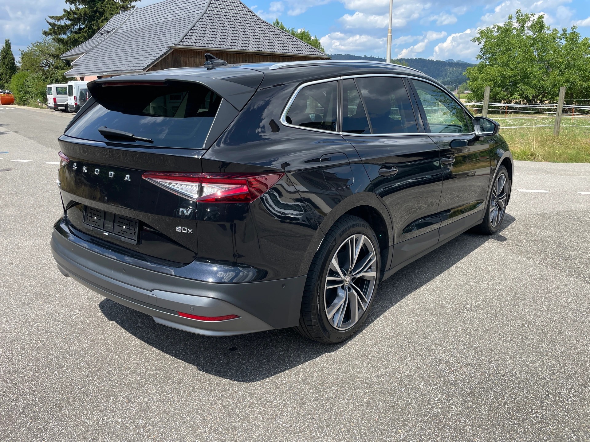SKODA Enyaq iV 80x-image-7