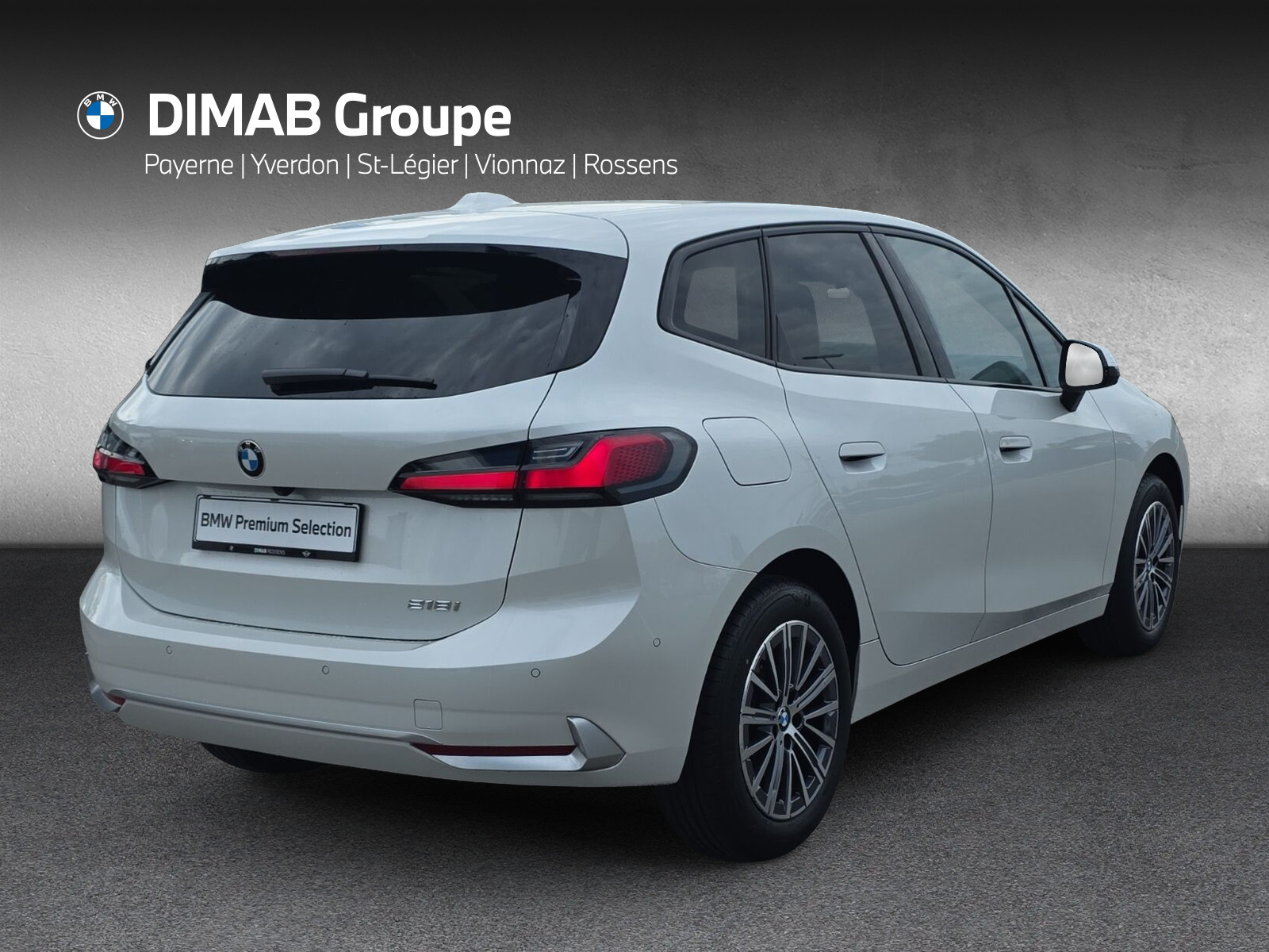 BMW 218i Active Tourer-image-4