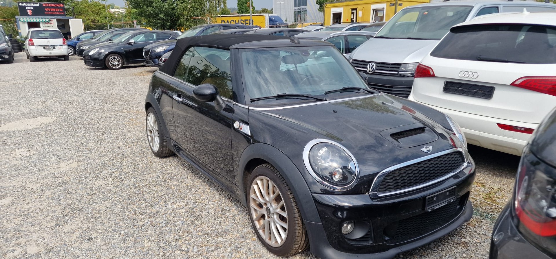 MINI Cooper S Cabriolet-image-0