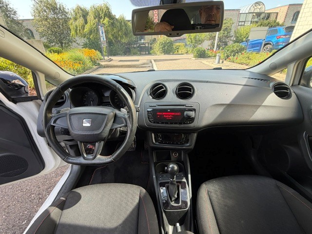 SEAT Ibiza SC 1.4 TSI FR DSG-image-7