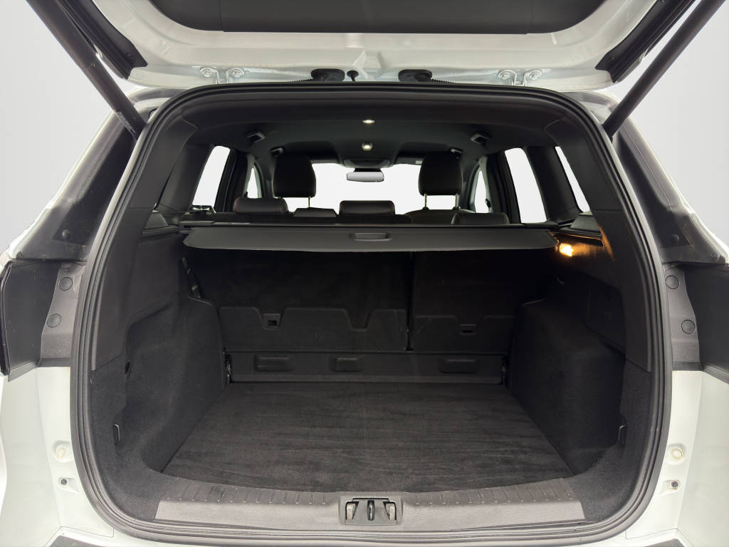 FORD Kuga 2.0 TDCi 150 ST-Line FPS-image-12