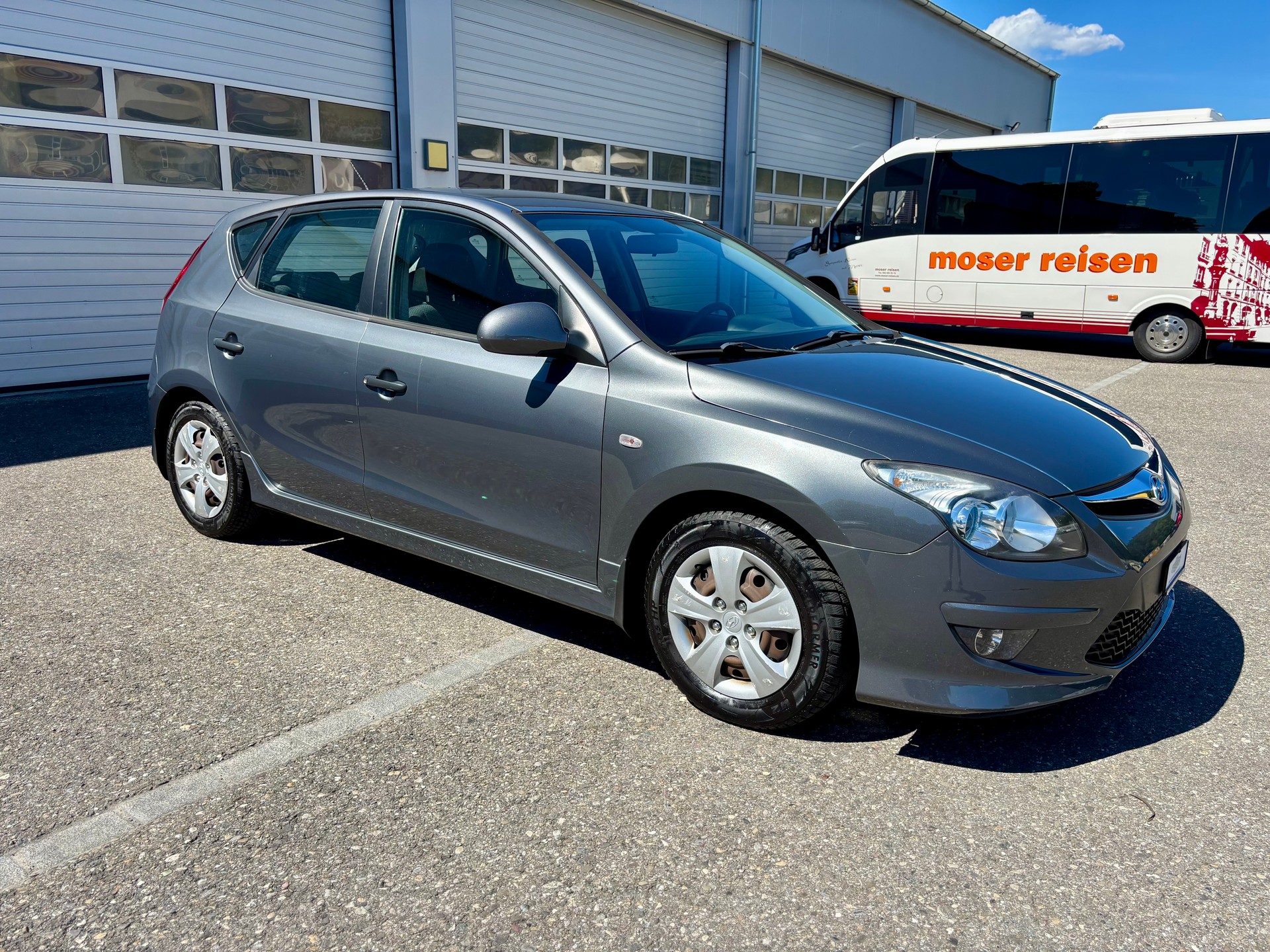 HYUNDAI i30 1.4 Comfort-image-2