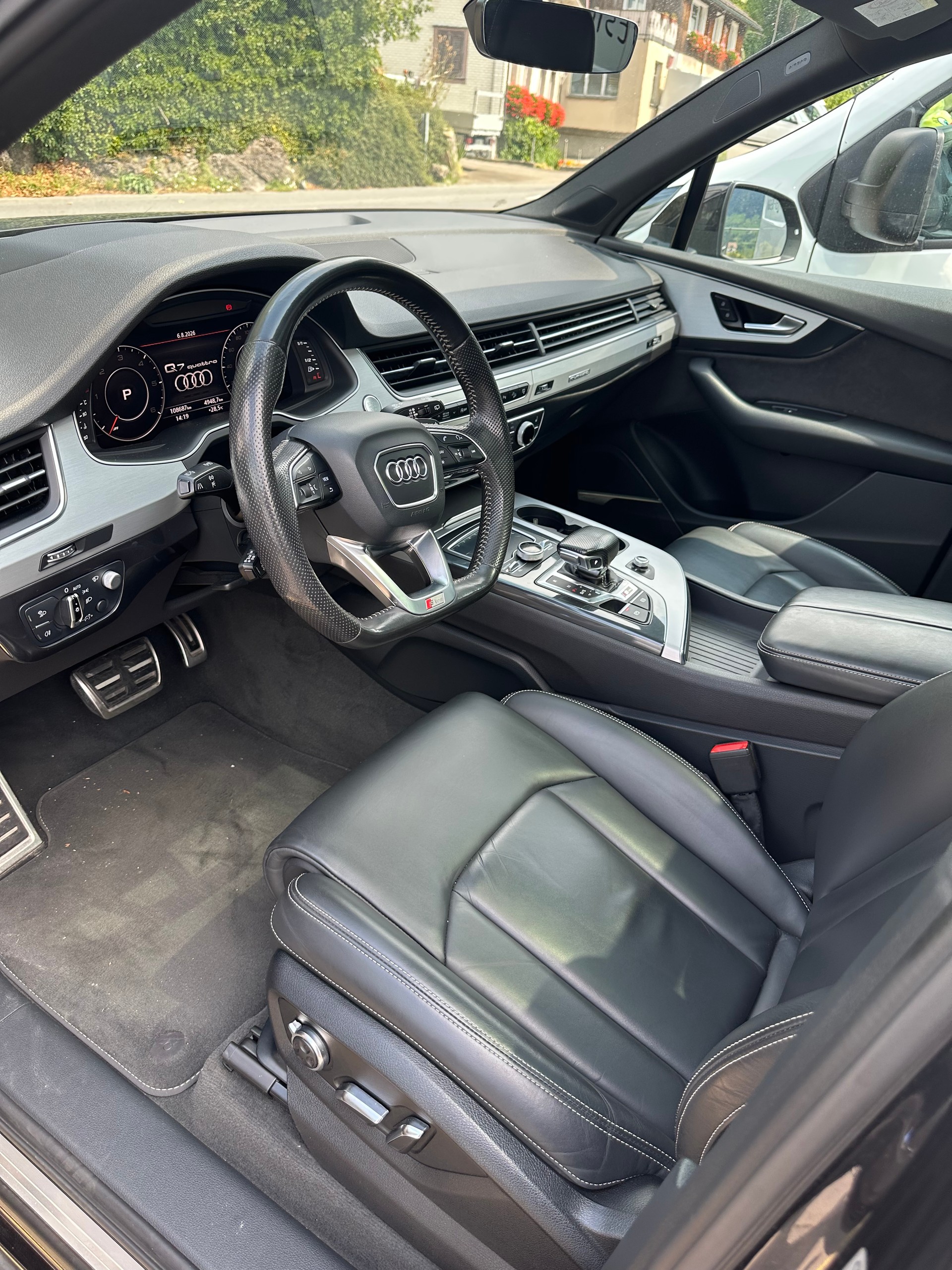 AUDI Q7 3.0 TDI quattro tiptronic-image-2