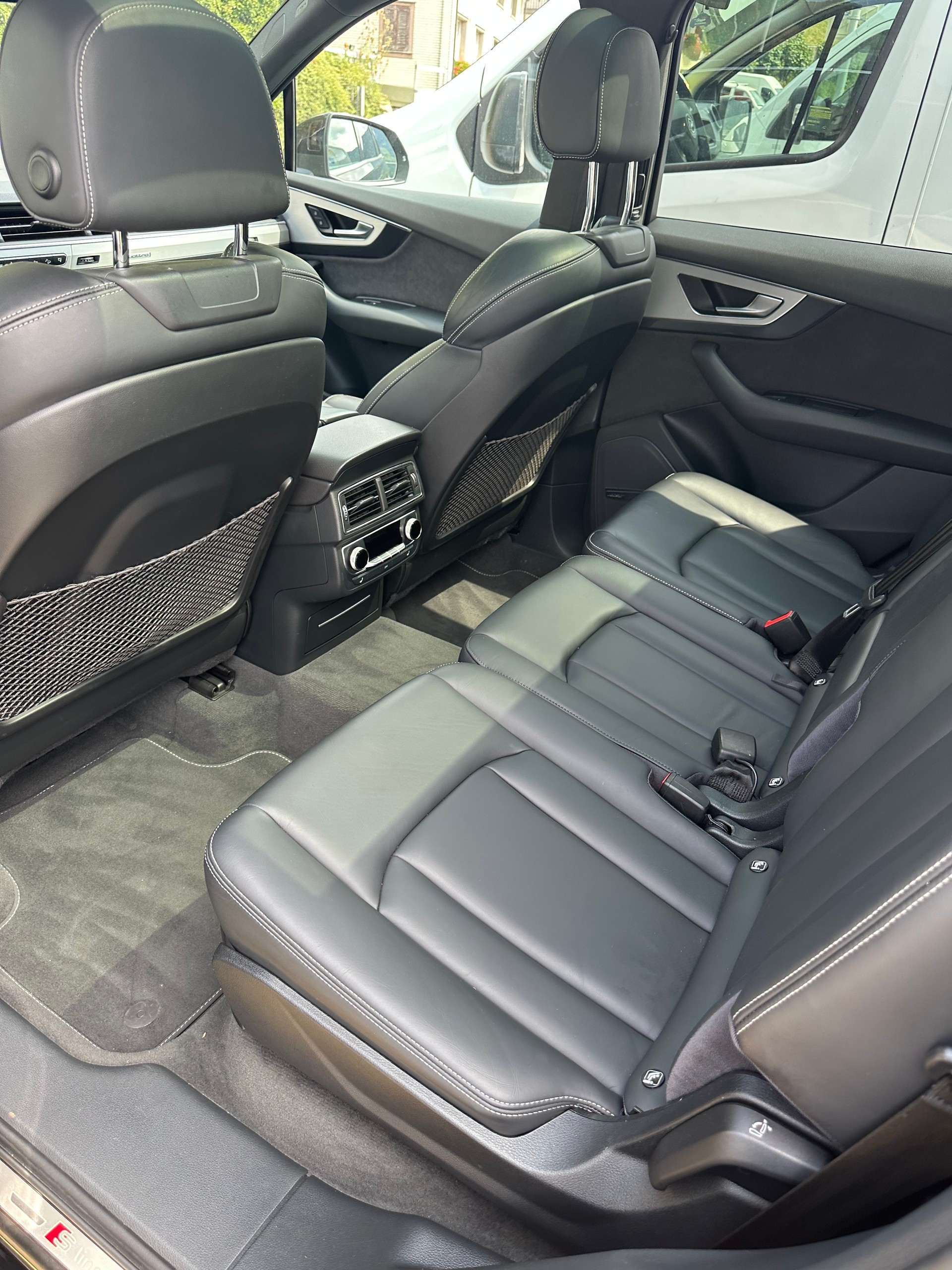 AUDI Q7 3.0 TDI quattro tiptronic-image-3