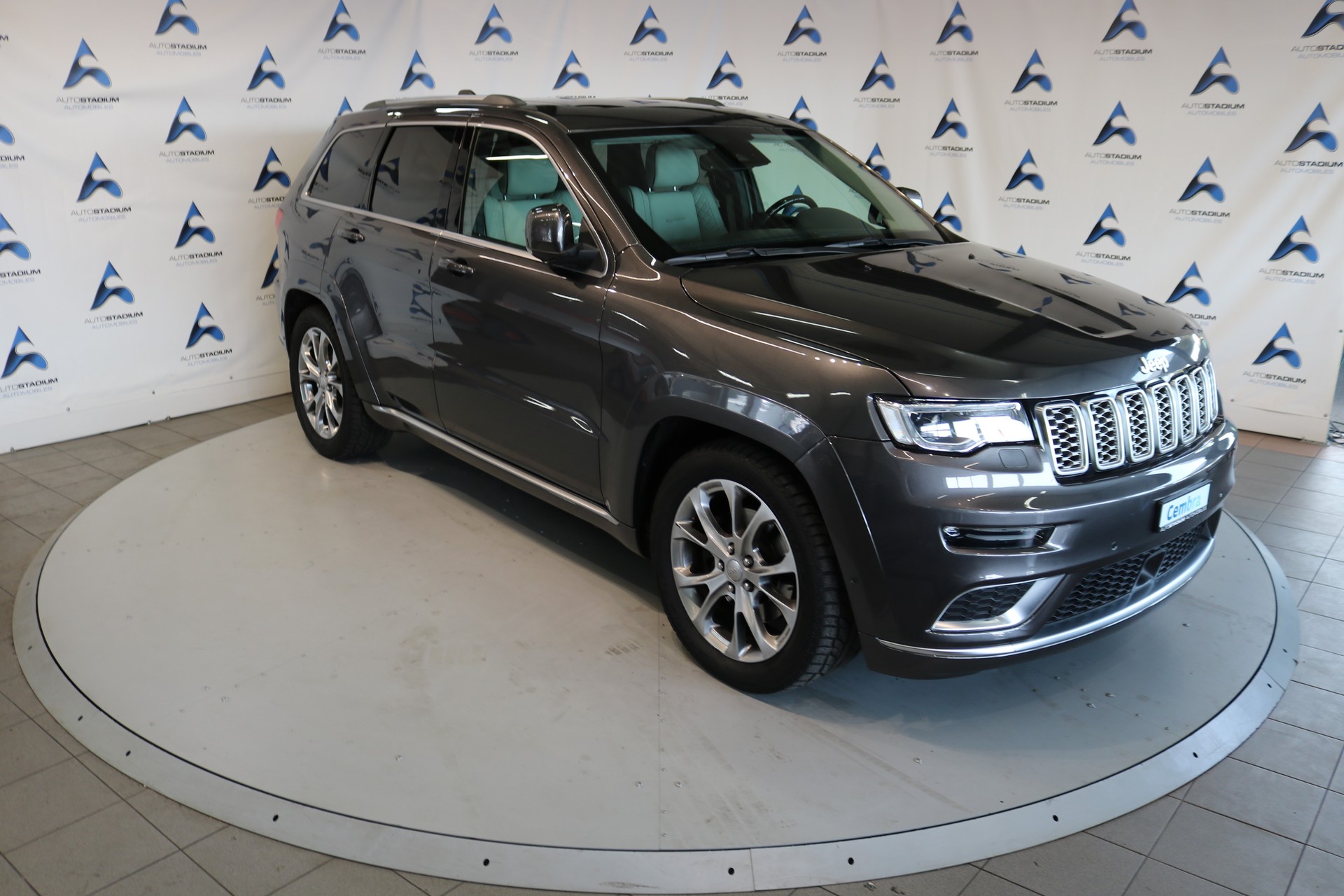 JEEP Grand Cherokee 3.0 CRD Summit Automatic-image-29