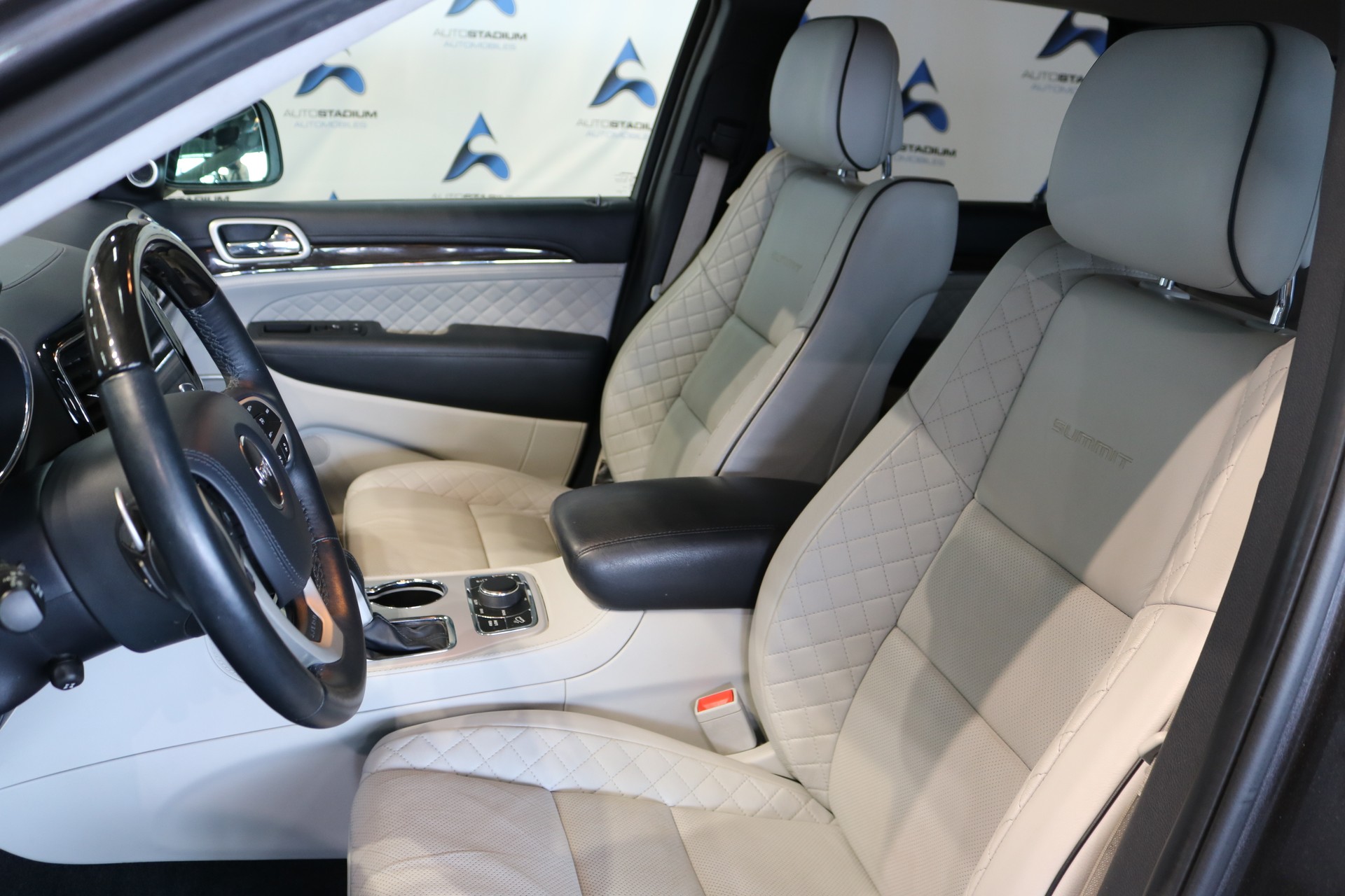 JEEP Grand Cherokee 3.0 CRD Summit Automatic-image-5