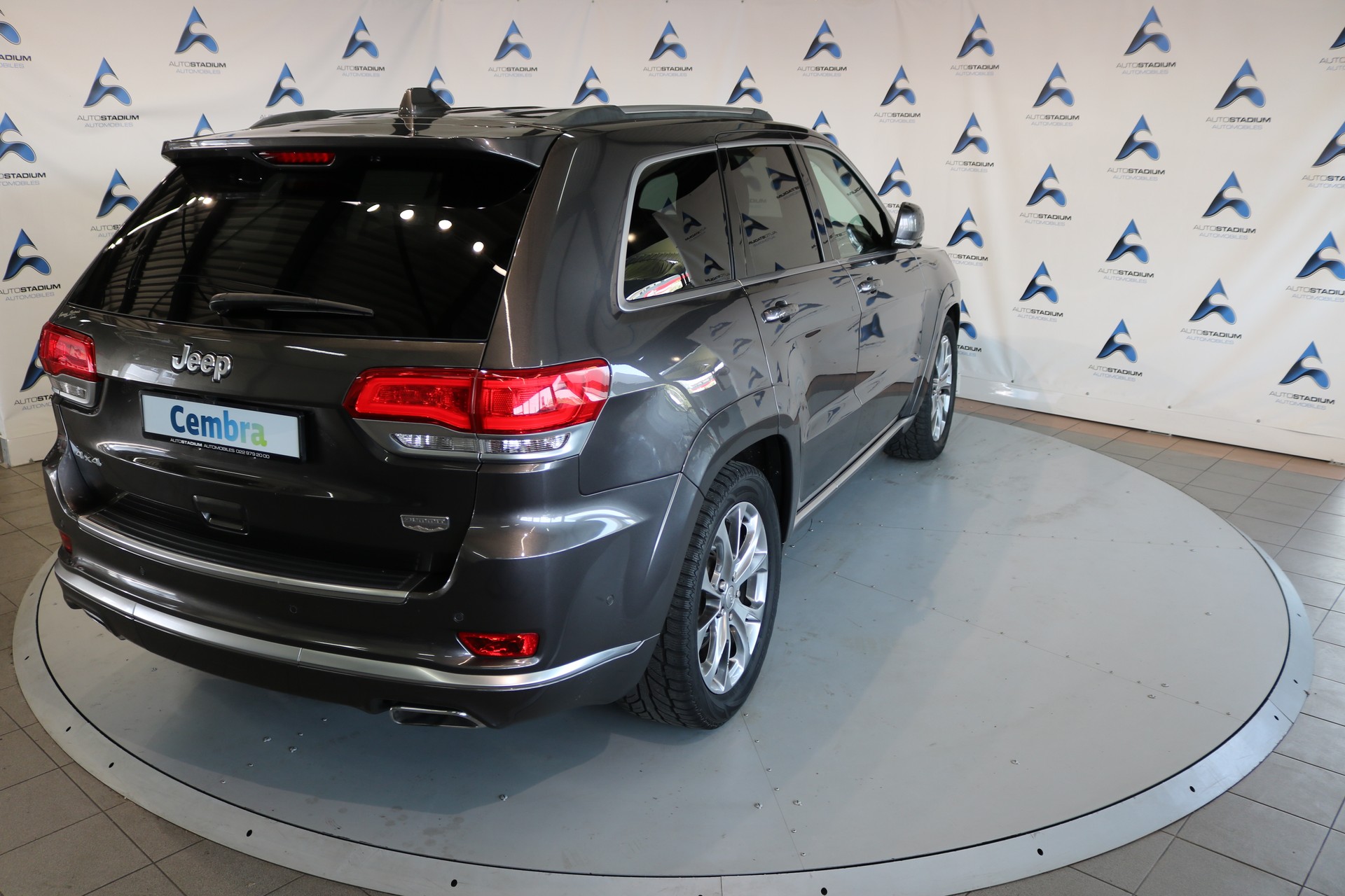 JEEP Grand Cherokee 3.0 CRD Summit Automatic-image-22
