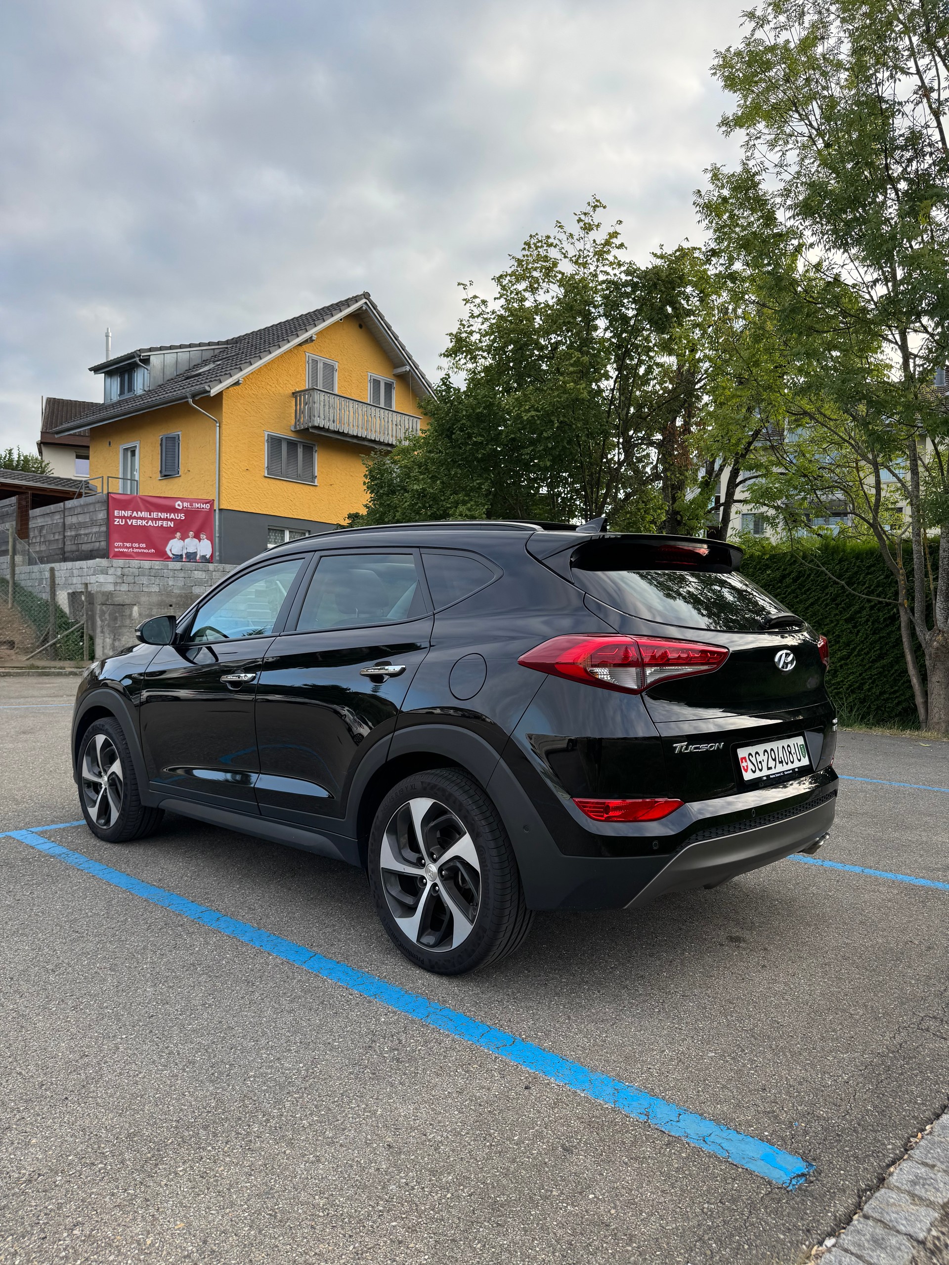 HYUNDAI Tucson 2.0 CRDI Vertex 4WD Automatic-image-1