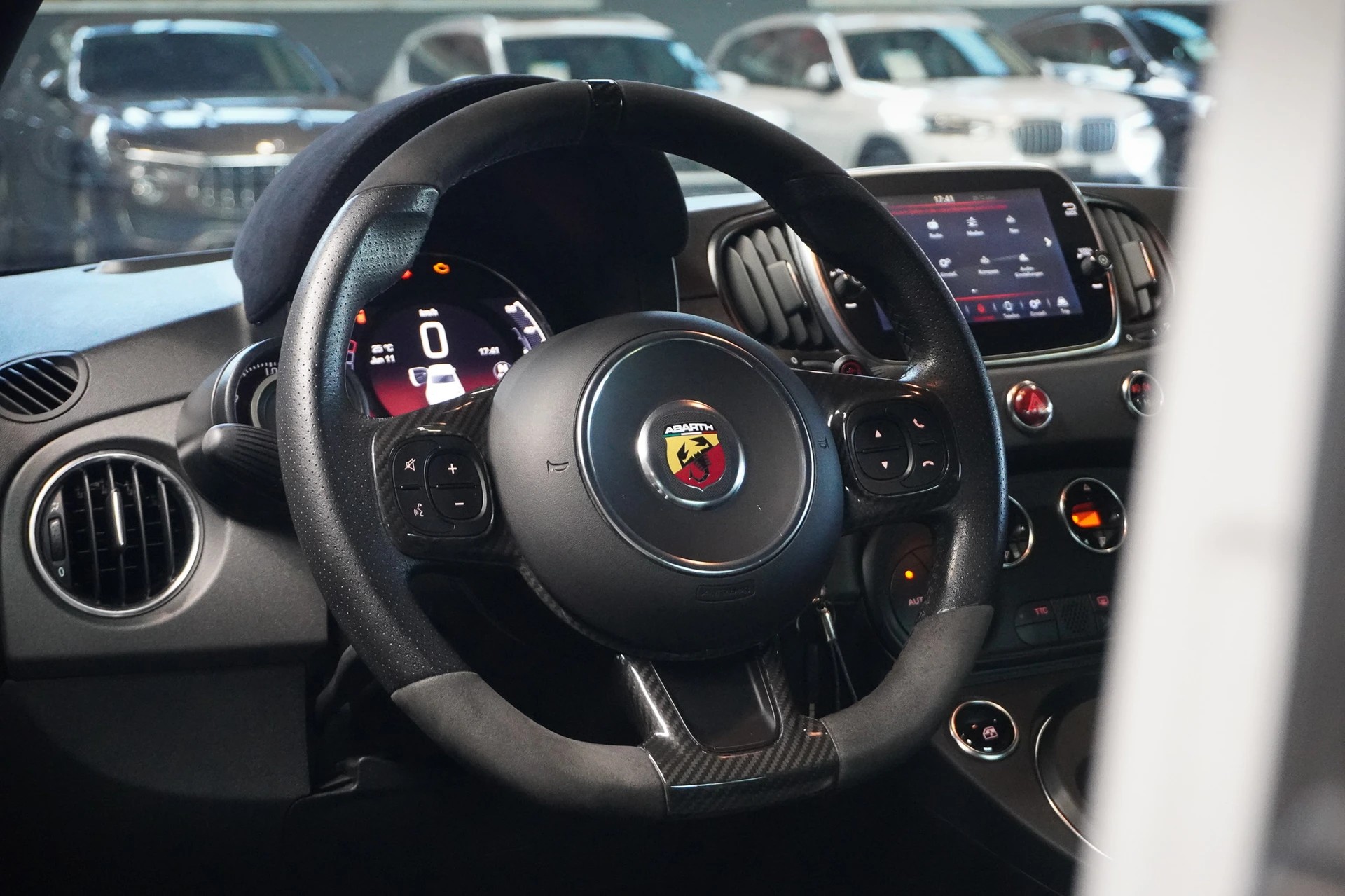 FIAT 595 1.4 16V Turbo Abarth Comp 110° Anniv. Duologic MFK 12.8.2026 / Garantie 12 Monate-image-7