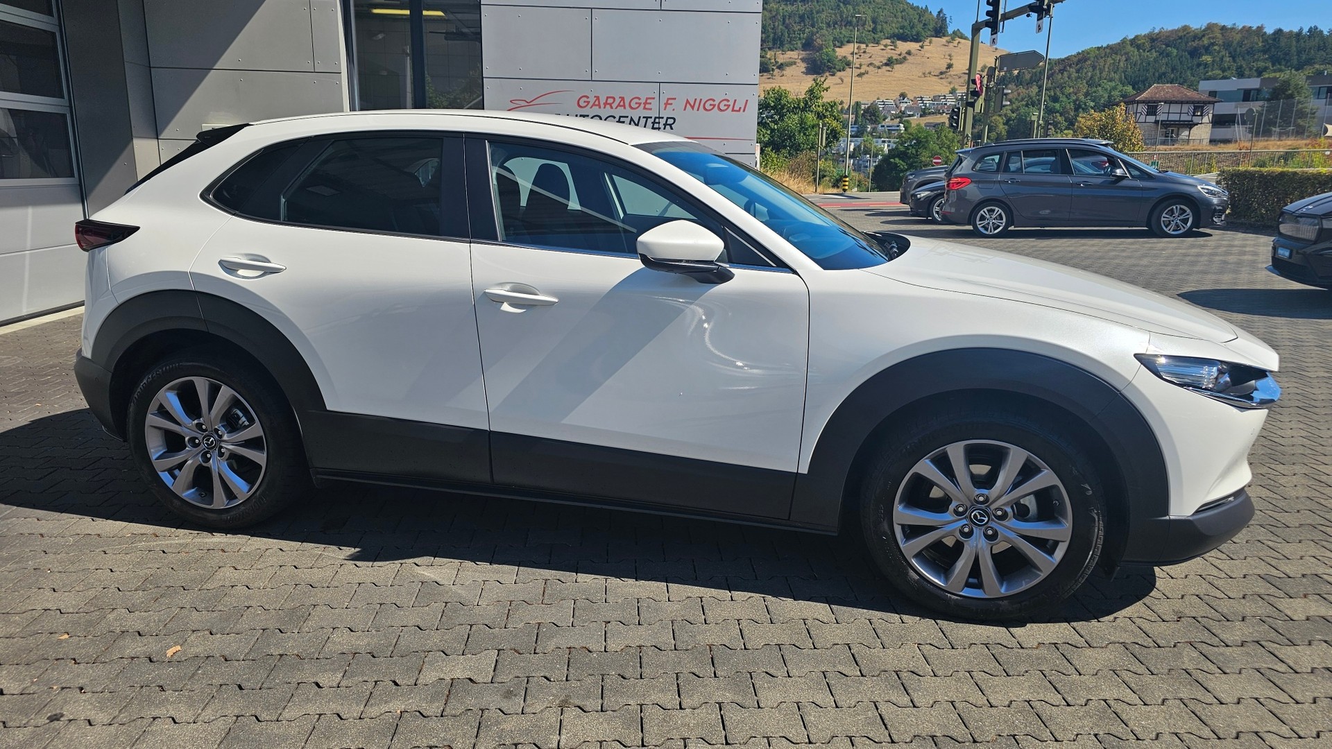MAZDA CX-30 SKYACTIV-G M Hybrid 122 Ambition Plus FWD Automat-image-3