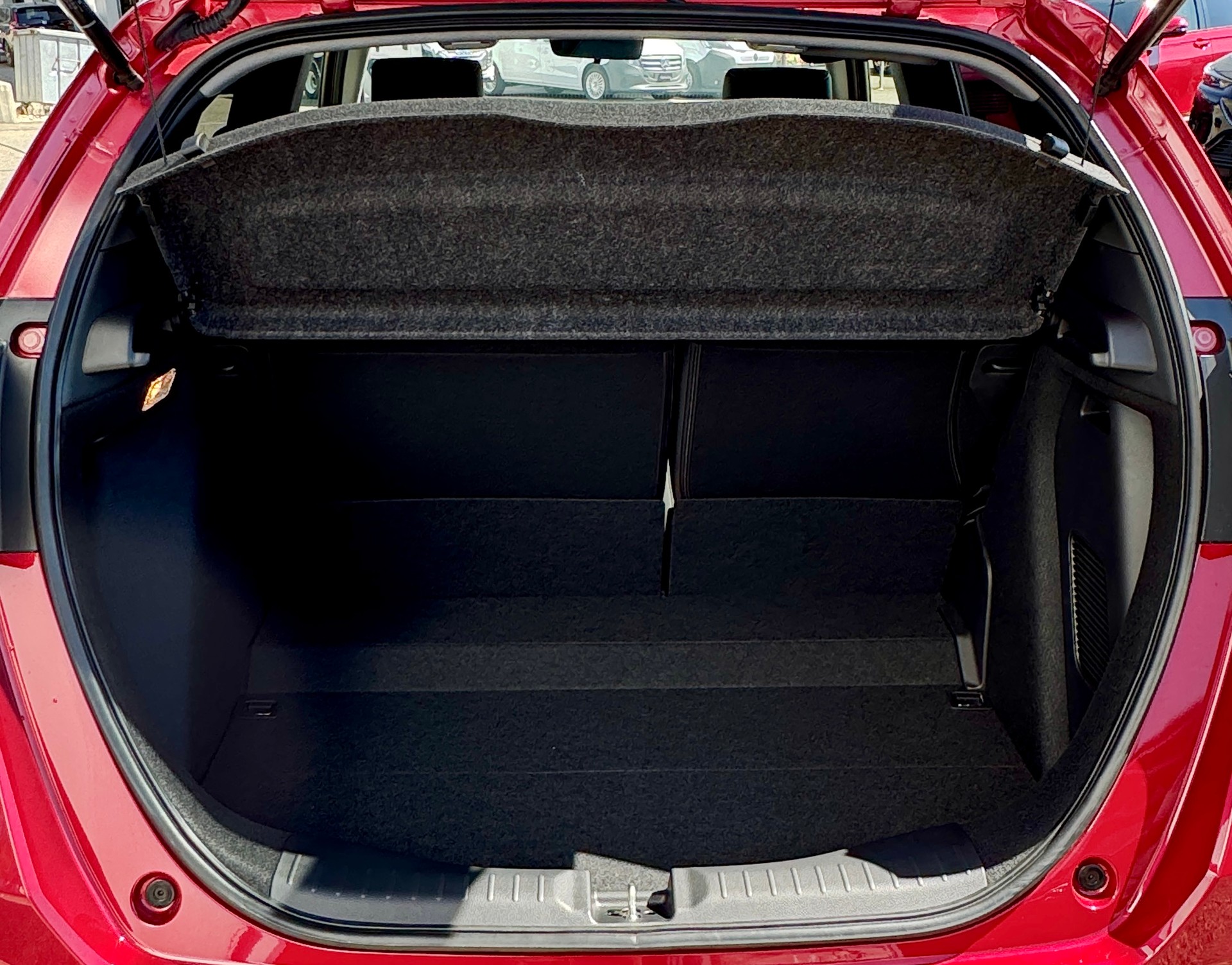 HONDA Jazz 1.5i-MMD Advance E-CVT 1.9% Leasing Aktion unschlagbar mit 8 Jahren Garantie-image-6