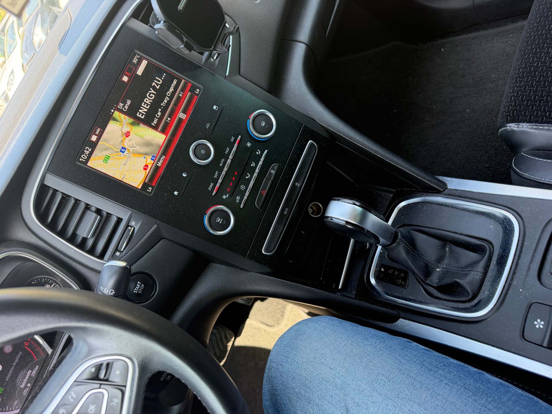 RENAULT Mégane Grandtour 1.3 16V Turbo GT Line EDC-image-5