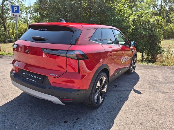 MITSUBISHI Intense-image-2