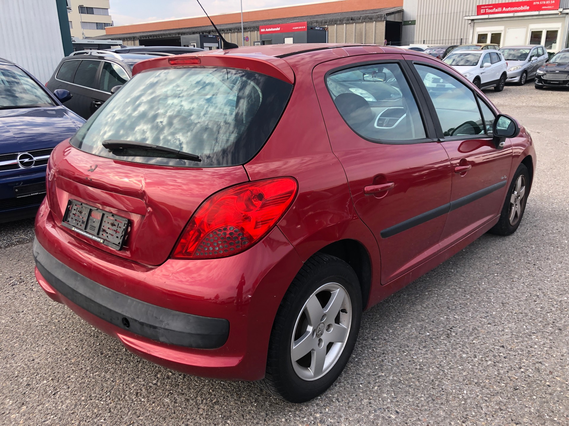 PEUGEOT 207-image-3