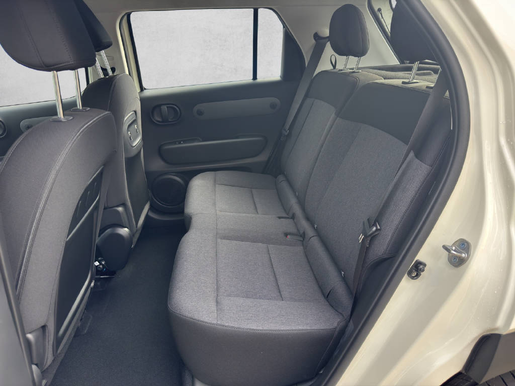 HYUNDAI Inster 49 kWh Electric Origo-image-6
